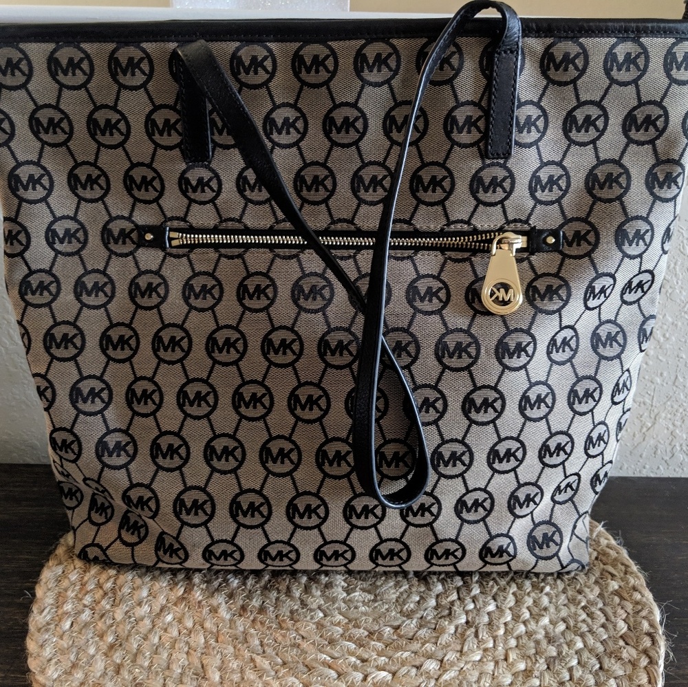 Michael Kors Tote Purse